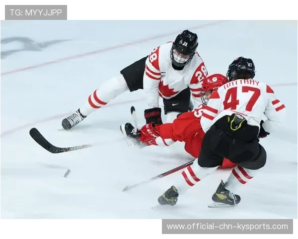 冰球世锦赛：加拿大 vs 俄罗斯大战爆满