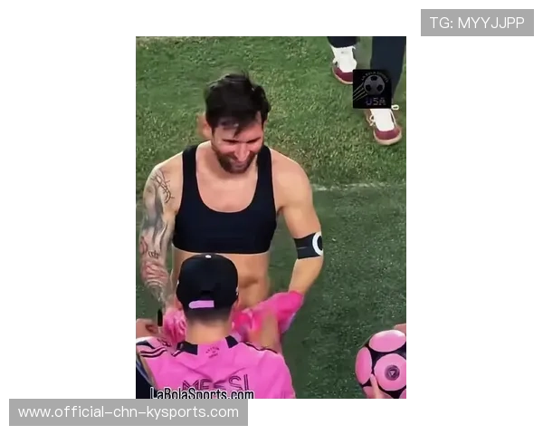 梅西低调现身慈善活动，现场温情满满